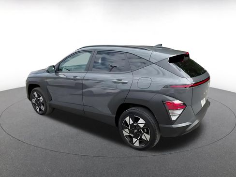 Used 2025 Hyundai Kona SEL AWD/4WD image 8