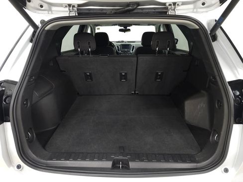 Used 2018 Chevrolet Equinox LT FWD image 7