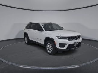 New 2026 Jeep Grand Cherokee Laredo w/ Trailer Tow Package AWD/4WD video 2