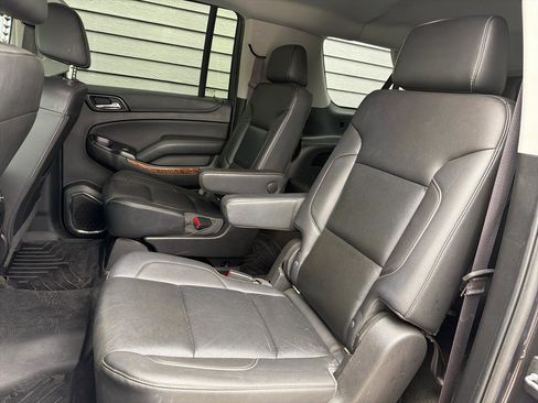 Used 2017 Chevrolet Suburban Premier AWD/4WD image 11