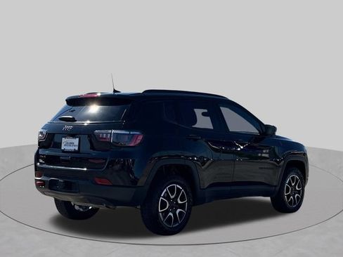 Certified 2024 Jeep Compass Trailhawk w/ Trailhawk Convenience Group AWD/4WD image 5