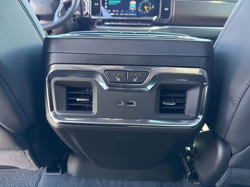 Used 2026 Chevrolet Silverado 2500 High Country w/ High Country Premium Package AWD/4WD image 24