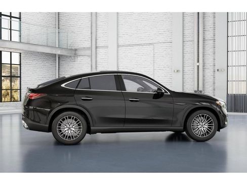 New 2026 Mercedes-Benz GLC 300 4MATIC image 17