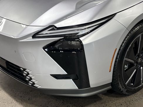New 2026 Lexus ES 500e AWD/4WD image 12