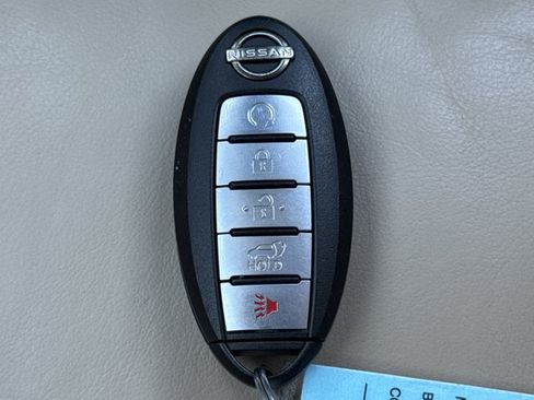 Used 2023 Nissan Armada Platinum w/ Captain's Chairs Package AWD/4WD image 33