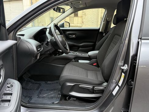 Used 2023 Honda HR-V LX image 27