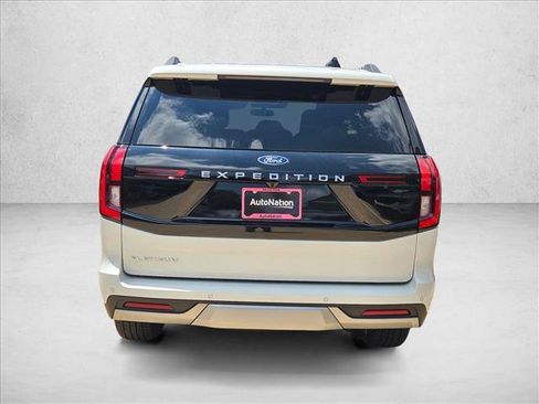 New 2026 Ford Expedition Platinum w/ Driver's Package AWD/4WD image 8