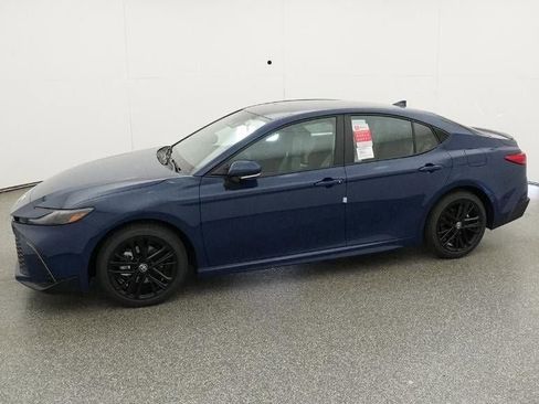 New 2026 Toyota Camry SE image 2