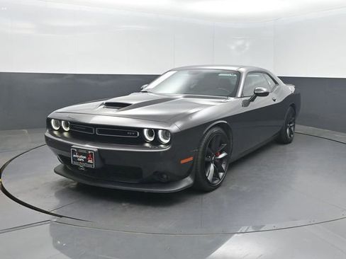 Used 2022 Dodge Challenger GT w/ Performance Handling Group RWD image 1