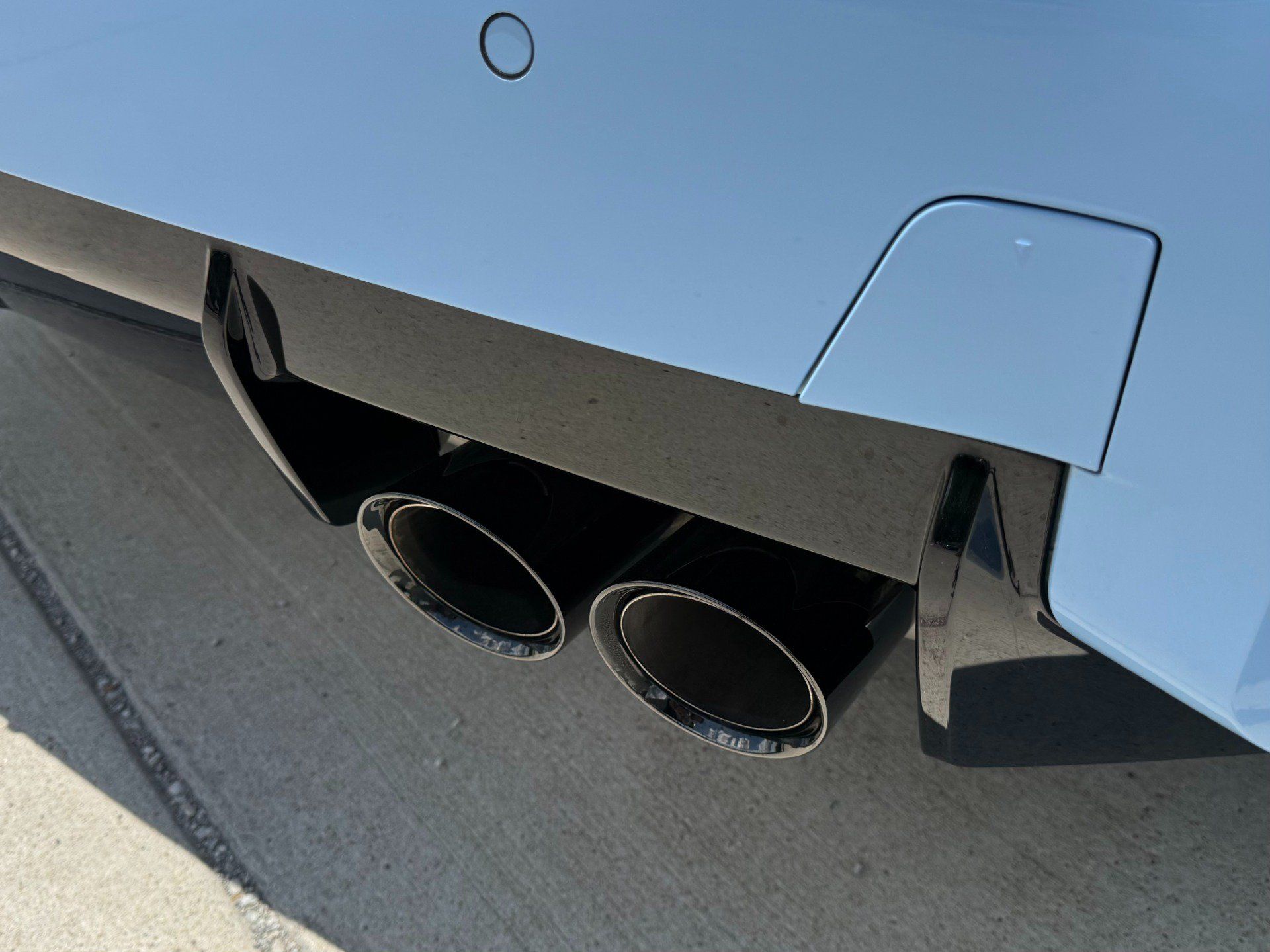 Used 2023 BMW M2 w/ Lighting Package RWD image 39