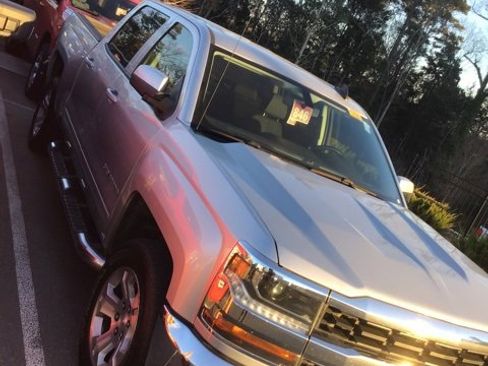 Used 2018 Chevrolet Silverado 1500 LT w/ All Star Edition image 2