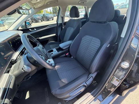 Used 2025 Kia K5 LXS FWD image 35