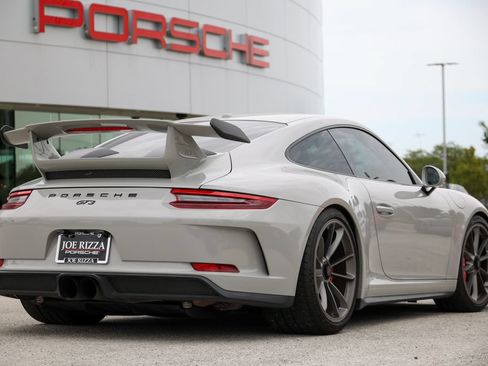 Certified 2018 Porsche 911 GT3 RWD image 29