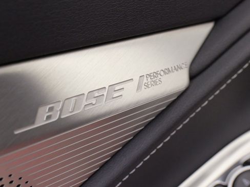 Used 2021 Chevrolet Corvette Stingray w/ Z51 Performance Package image 35