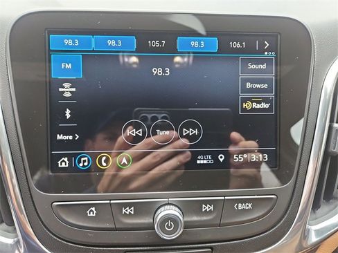 Used 2019 Chevrolet Equinox Premier image 13