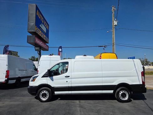 Used 2019 Ford Transit 250 148 Low Roof image 4