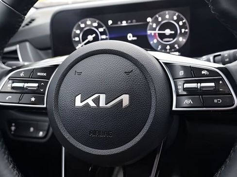 Used 2024 Kia Seltos EX AWD/4WD image 22