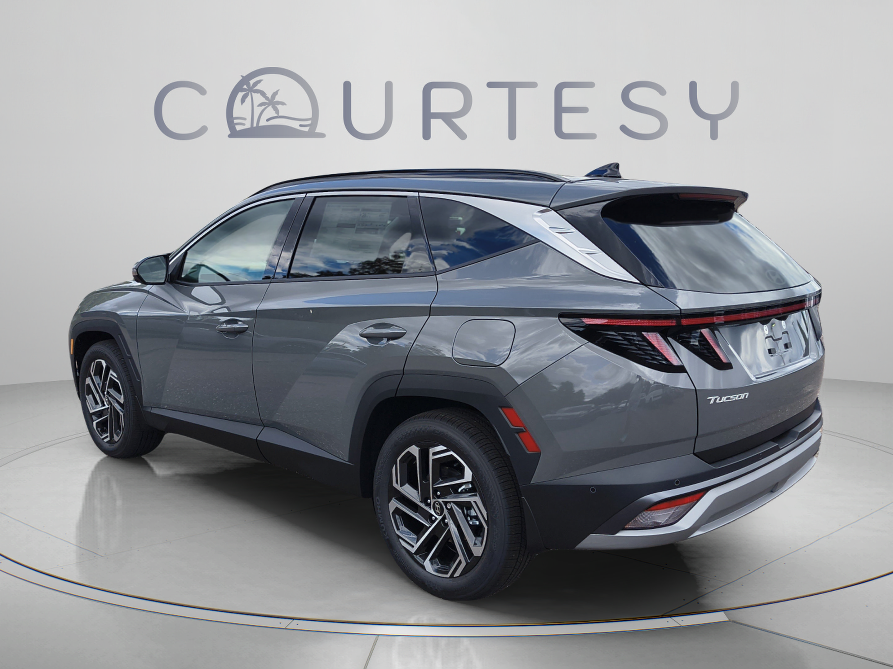 New 2026 Hyundai Tucson Limited FWD image 3