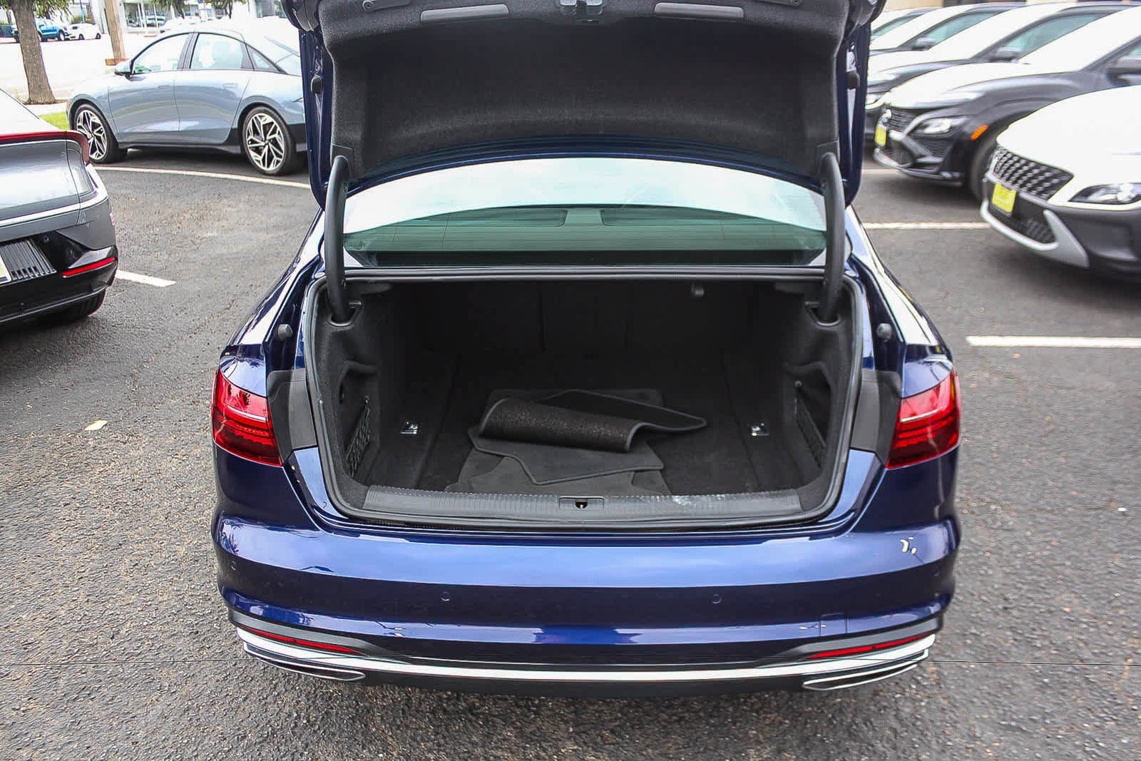 Used 2023 Audi A4 2.0T Premium Plus AWD/4WD image 34