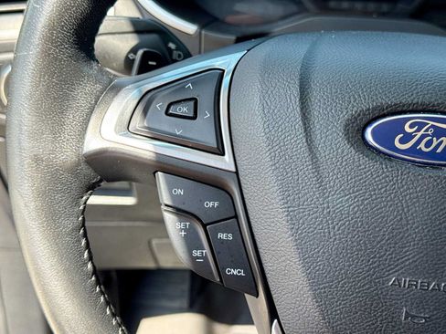 Used 2015 Ford Edge SEL w/ Equipment Group 201A AWD/4WD image 23
