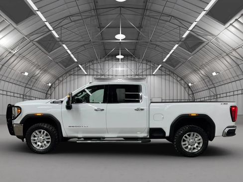 Used 2022 GMC Sierra 2500 SLT w/ Texas SLT Premium Package AWD/4WD image 2