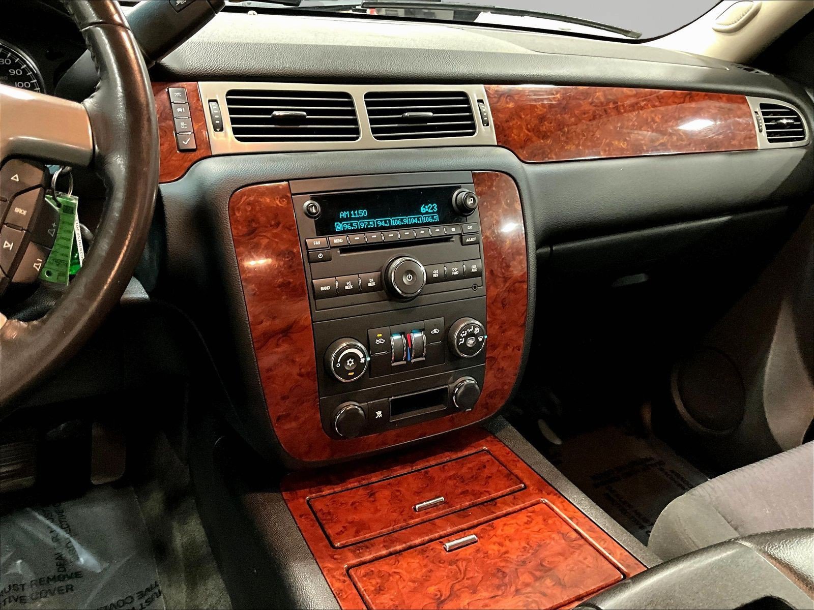 Used 2011 Chevrolet Avalanche LS RWD image 10