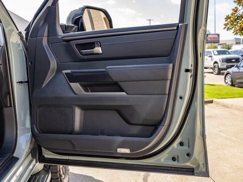 Used 2026 Toyota Sequoia Platinum AWD/4WD image 40