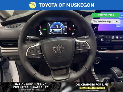 New 2026 Toyota Grand Highlander XLE image 15