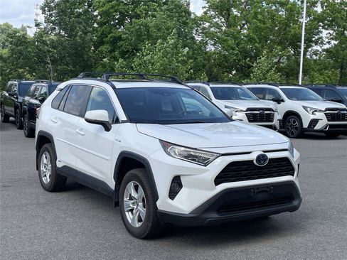 Used 2019 Toyota RAV4 XLE w/ Convenience Package AWD/4WD image 7