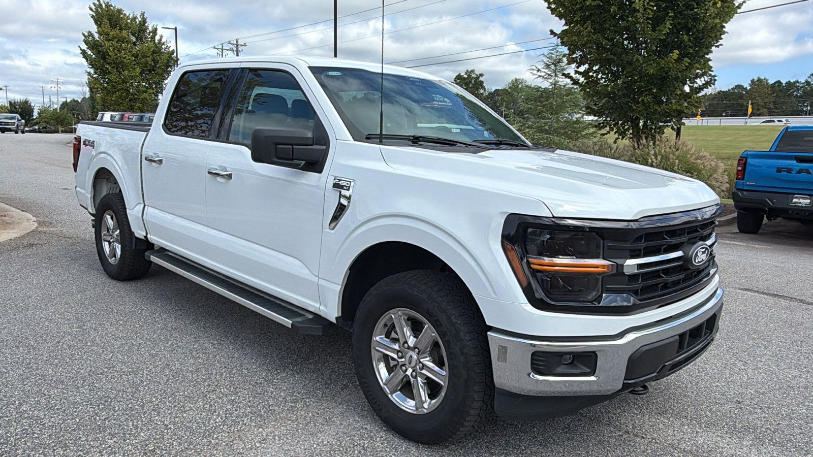 Used 2025 Ford F150 XLT w/ Equipment Group 301A Standard AWD/4WD image 5