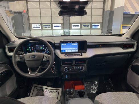 Used 2024 Ford Maverick XLT image 27