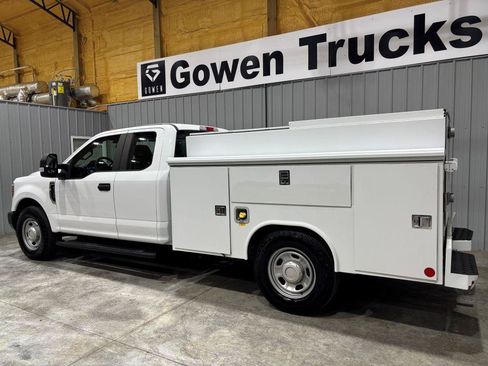 Used 2019 Ford F350 XL w/ Power Equipment Group RWD image 5