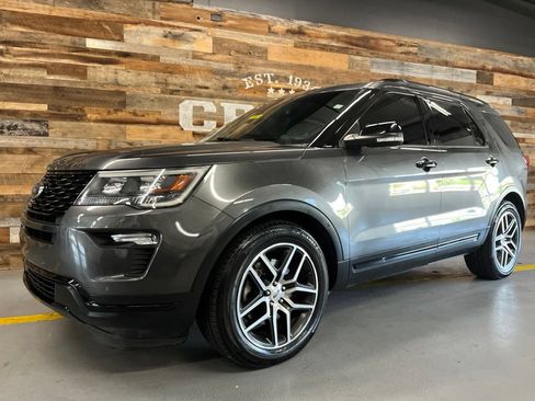 Used 2018 Ford Explorer Sport w/ Equipment Group 401A AWD/4WD image 13