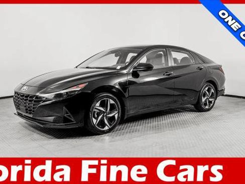 Used 2023 Hyundai Elantra SEL w/ Convenience Package FWD image 1