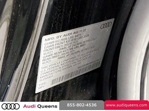 Used 2023 Audi Q8 Premium w/ Convenience Package AWD/4WD image 18