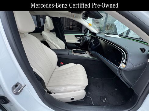 Used 2024 Mercedes-Benz E 350 4MATIC Sedan image 9
