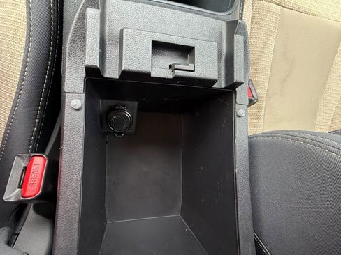 Used 2024 Subaru Outback Premium image 22