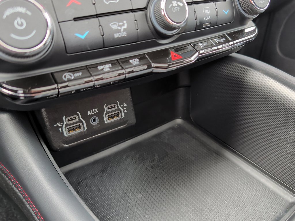 Used 2024 Dodge Durango GT AWD/4WD image 19