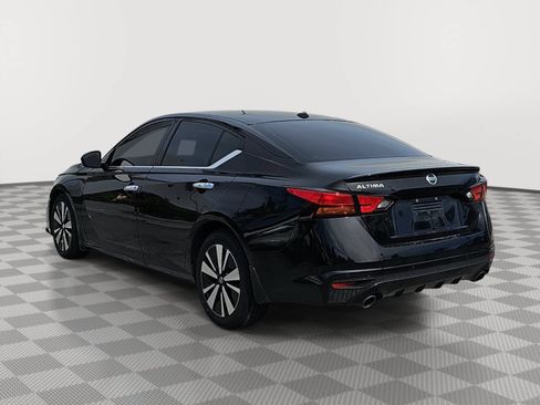 Used 2020 Nissan Altima 2.5 SV FWD image 6