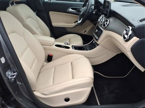 Used 2019 Mercedes-Benz GLA 250 4MATIC image 6