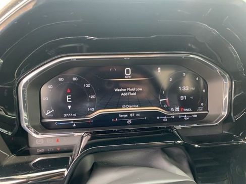 Used 2025 GMC Sierra 1500 Elevation image 17