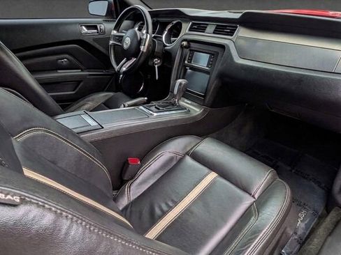Used 2014 Ford Mustang GT Premium w/ Equipment Group 401A RWD image 7