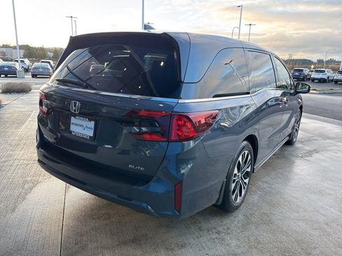 New 2026 Honda Odyssey Elite image 5