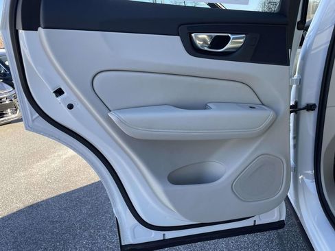 New 2026 Volvo XC60 T8 Ultra w/ Protection Package Premier image 2