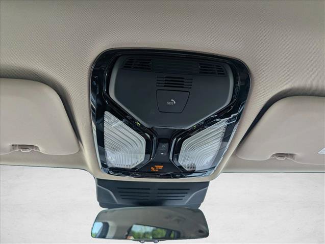 Used 2023 BMW X7 xDrive40i AWD/4WD image 21