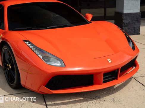 Used 2016 Ferrari 488 GTB RWD image 2