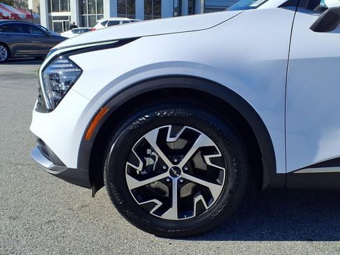 Certified 2025 Kia Sportage EX image 16