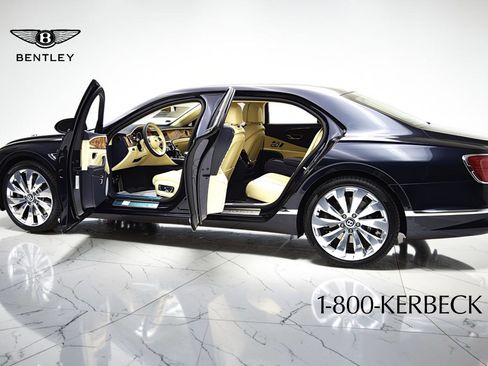 Used 2022 Bentley Flying Spur V8 AWD/4WD image 5