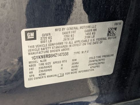 Used 2017 Cadillac XT5 Premium Luxury w/ LPO, Wheel Lock Package image 22