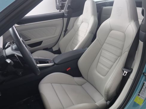 Used 2024 Porsche 911 Targa 4S image 5